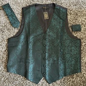 New Mens 5 Piece Paisley Set Green and Black:Vest,Tie, Clip,Pocket Square,&Links